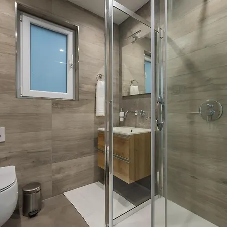 Brand New Close To Amenities. An Exceptionally Chic Get-away! Ta Xbiex