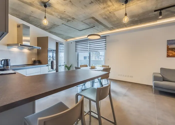 Apartament Brand New Close To Amenities. An Exceptionally Chic Get-away! Ta Xbiex